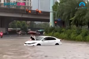 o-to-dien-bi-ngap-nuoc-can-lam-gi (o to trang)